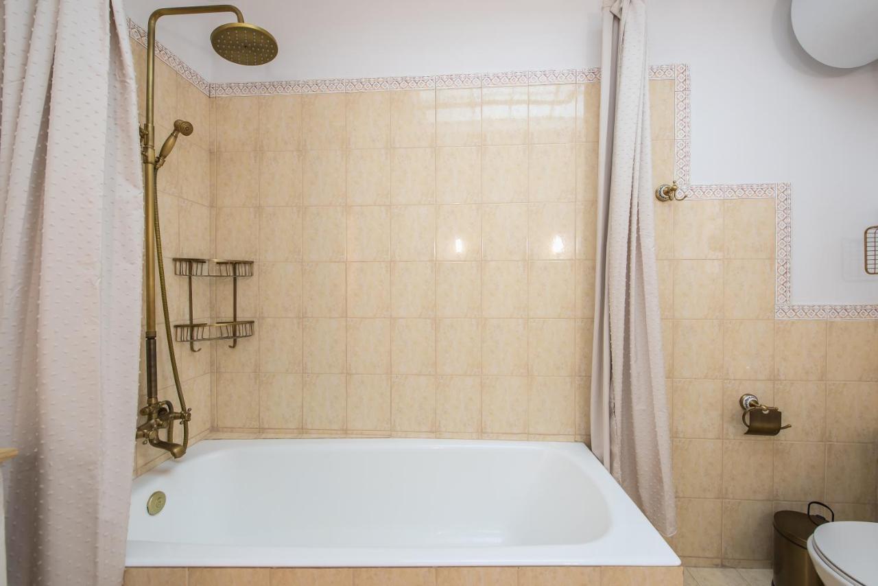 Kolonaki Garden Apartment Athens Exterior photo